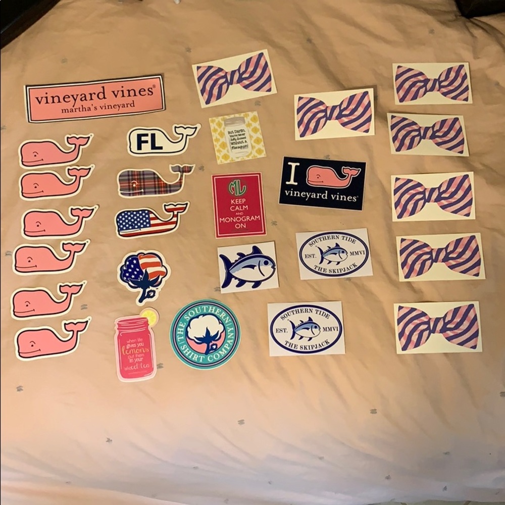 Stickers vineyard vines, southern tide